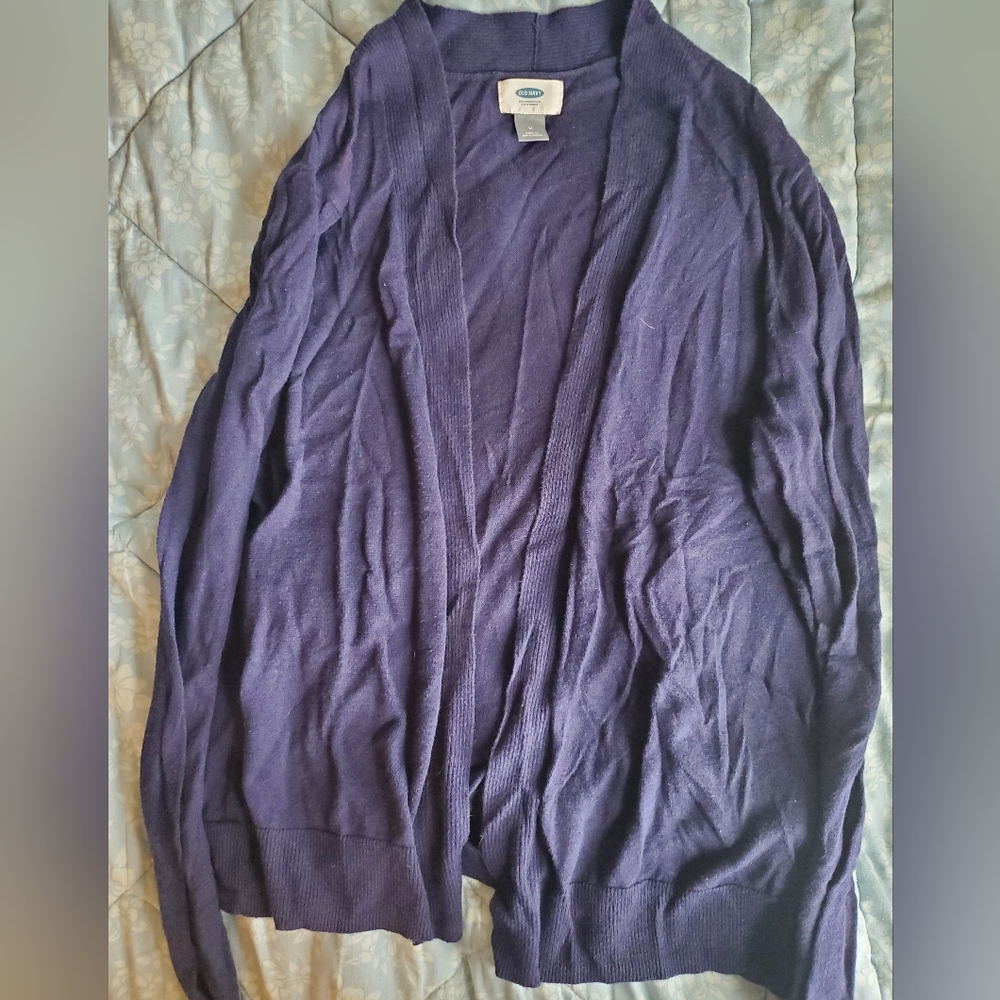 Size medium old navy cardigan